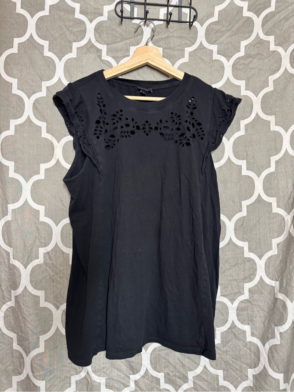 Torrid Black Eyelet Cutout Cap Sleeve Tee Plus Size 1X / 1